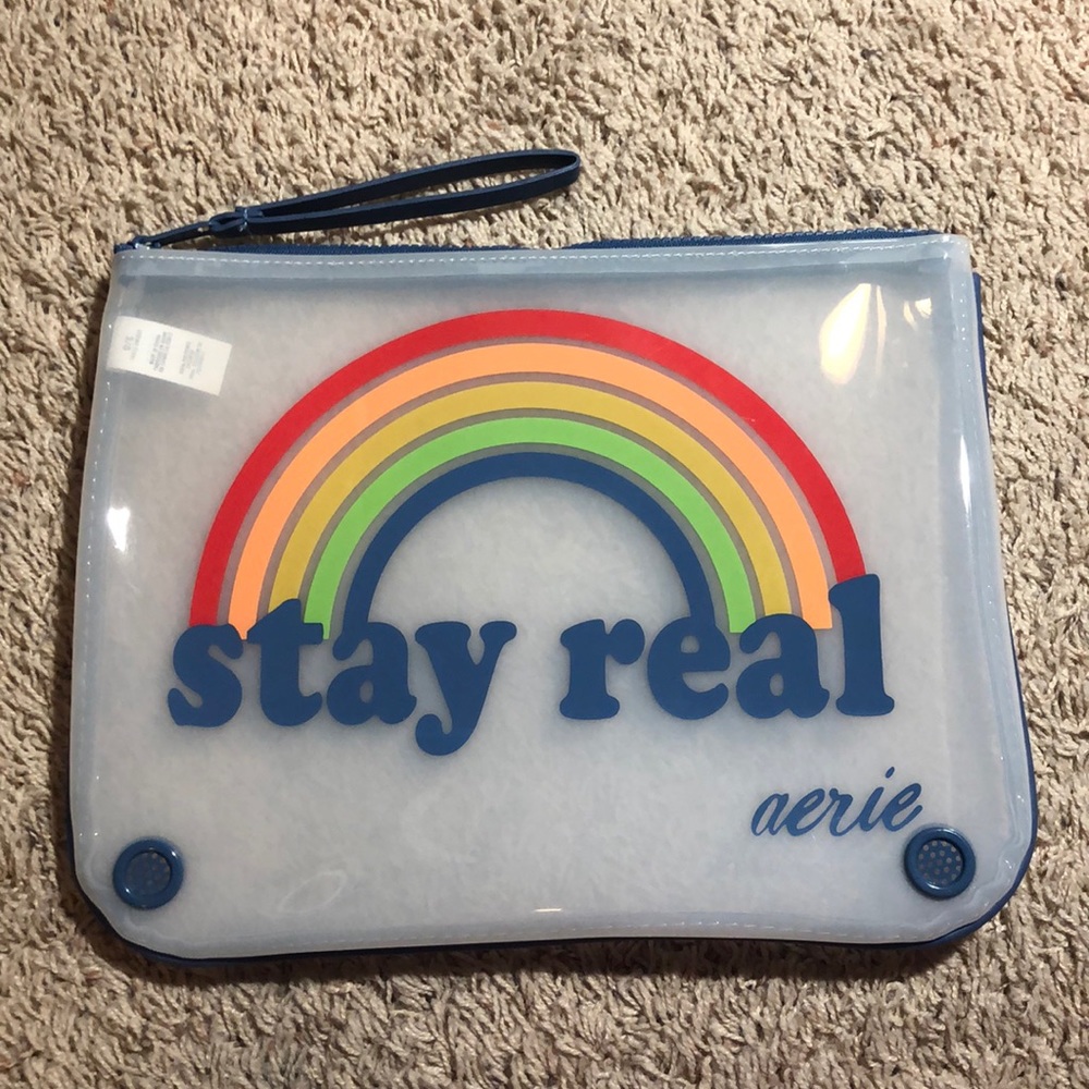 🆕 Aerie “Stay Real” Swimsuit Bag NWOT